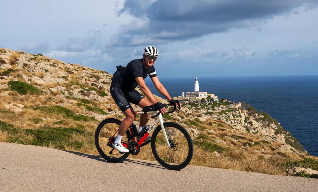 wyjazd-kolarski-majorka-bartas-cycling-camp-10-2026-ed3-00001